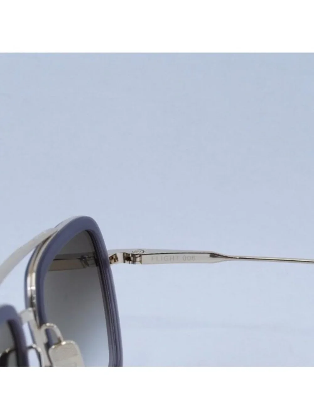 DITA authentic flight
